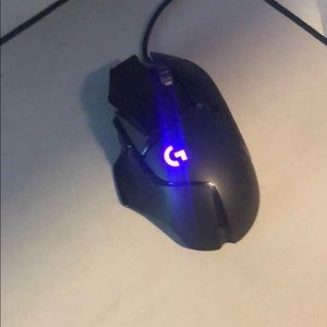 Logitech G502 Hero (11 Programmable Buttons)